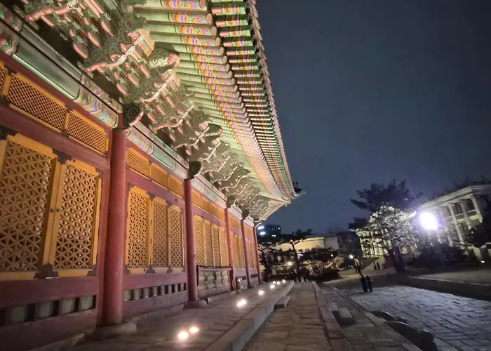 Jeongdong 25, Hall & Deoksugung